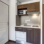 Vacanceole - Grand Massif Aparthotel 3*