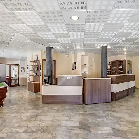 Apartahotel Vacancéole - Résidence Grand Massif 3*