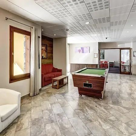 Aparthotel Vacanceole - Grand Massif 3*